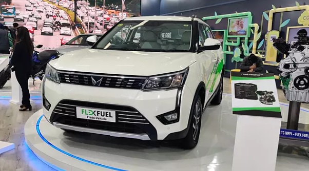 Mahindra XUV300 Flex Fuel Ready to lead the Fuel Revolution जाने Features और कब होगी Launch